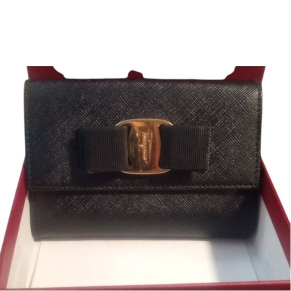 Ferragamo bow-detail Italian-leather wallet Salvatore Ferragamo Crimson Box NIB